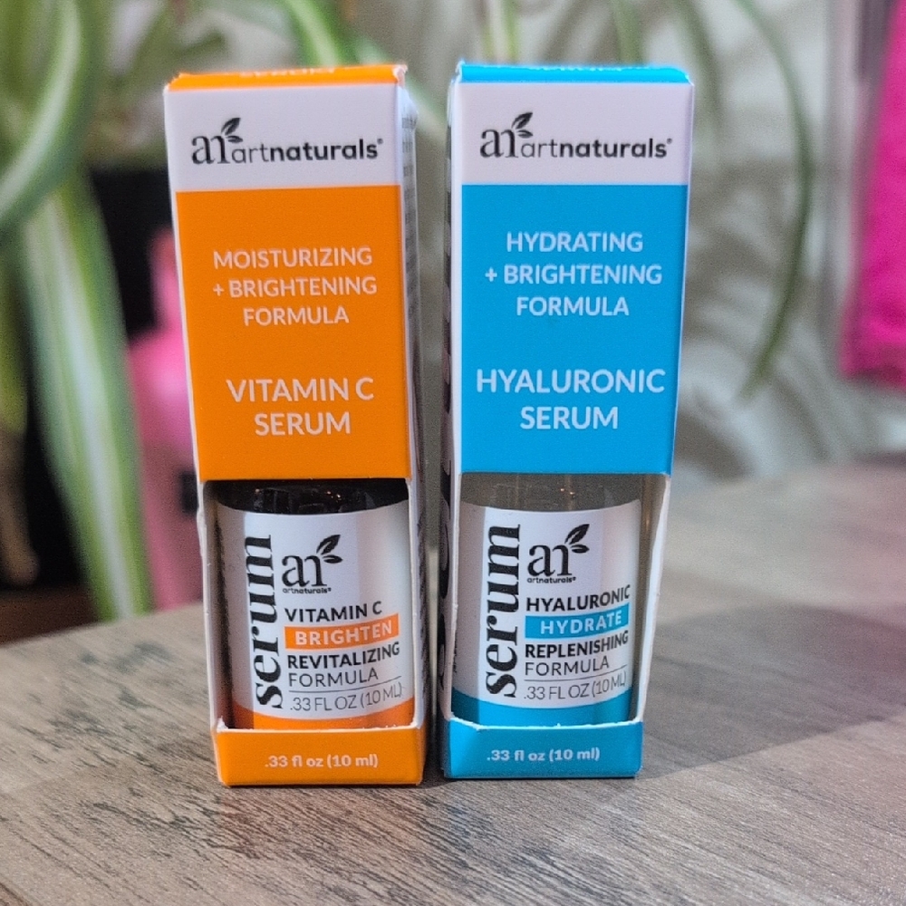 Vitamin C and Hyaluronic Serum Set - Orange and Blue